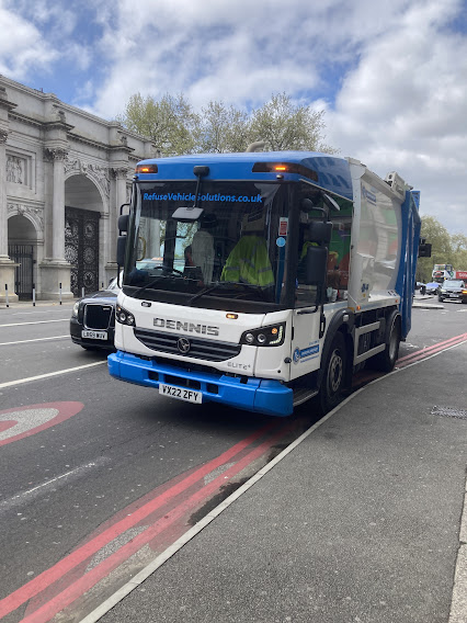 Dennis Eagle RCV at Marble Arch London clearing up after the Coronation on May 6th 2023